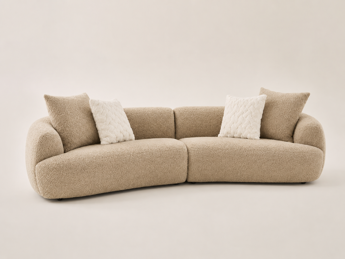 DALI Sofa Hellbraun – 4 Kissen – modernes Lounge Sofa