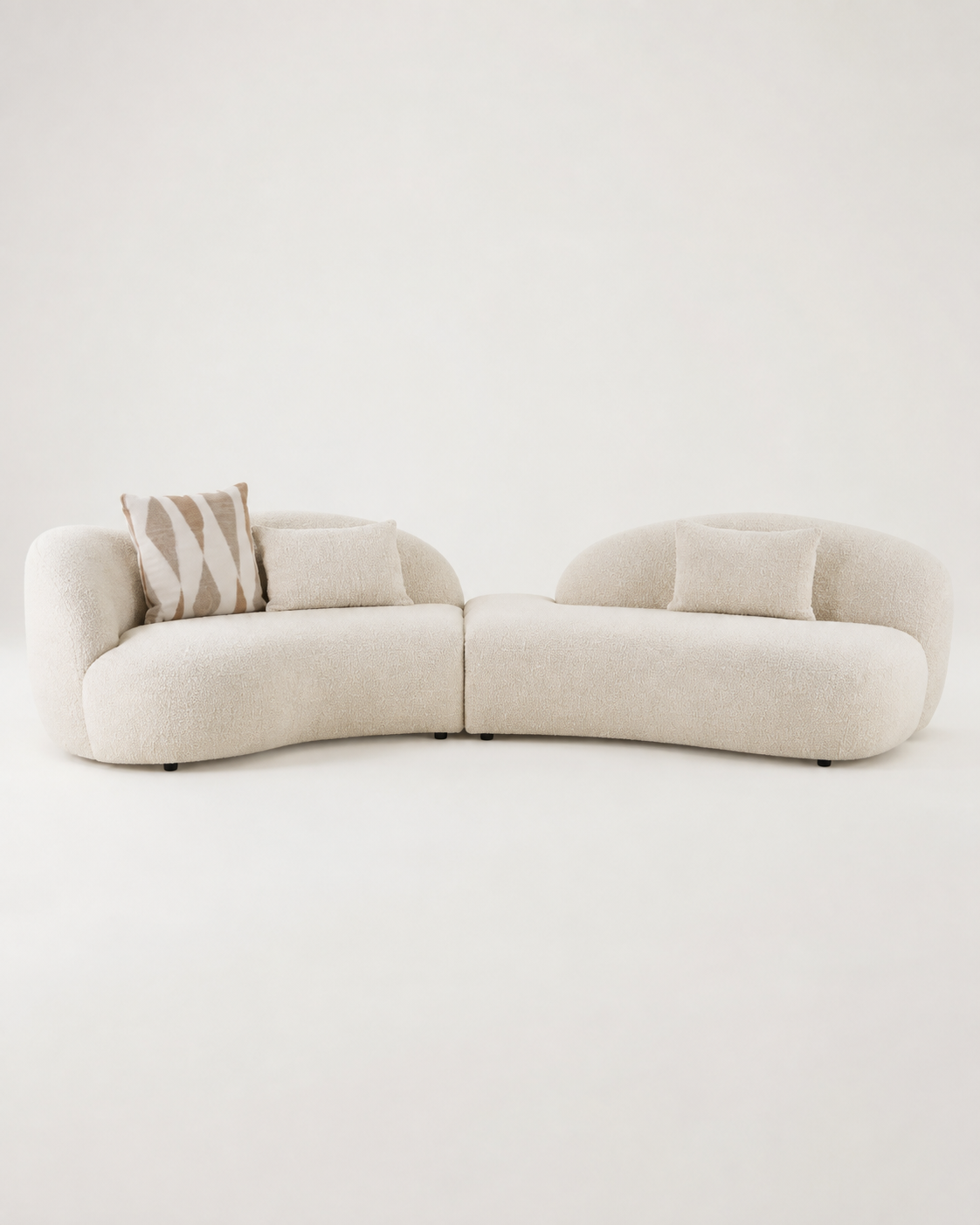 AMOL Sofa Sand – 3 Kissen – modernes Lounge Sof