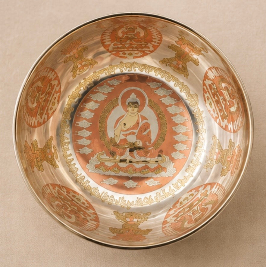 Silberbeschichtete Klangschale Medizin-Buddha – Handgefertigt aus Nepal - 23 cm
