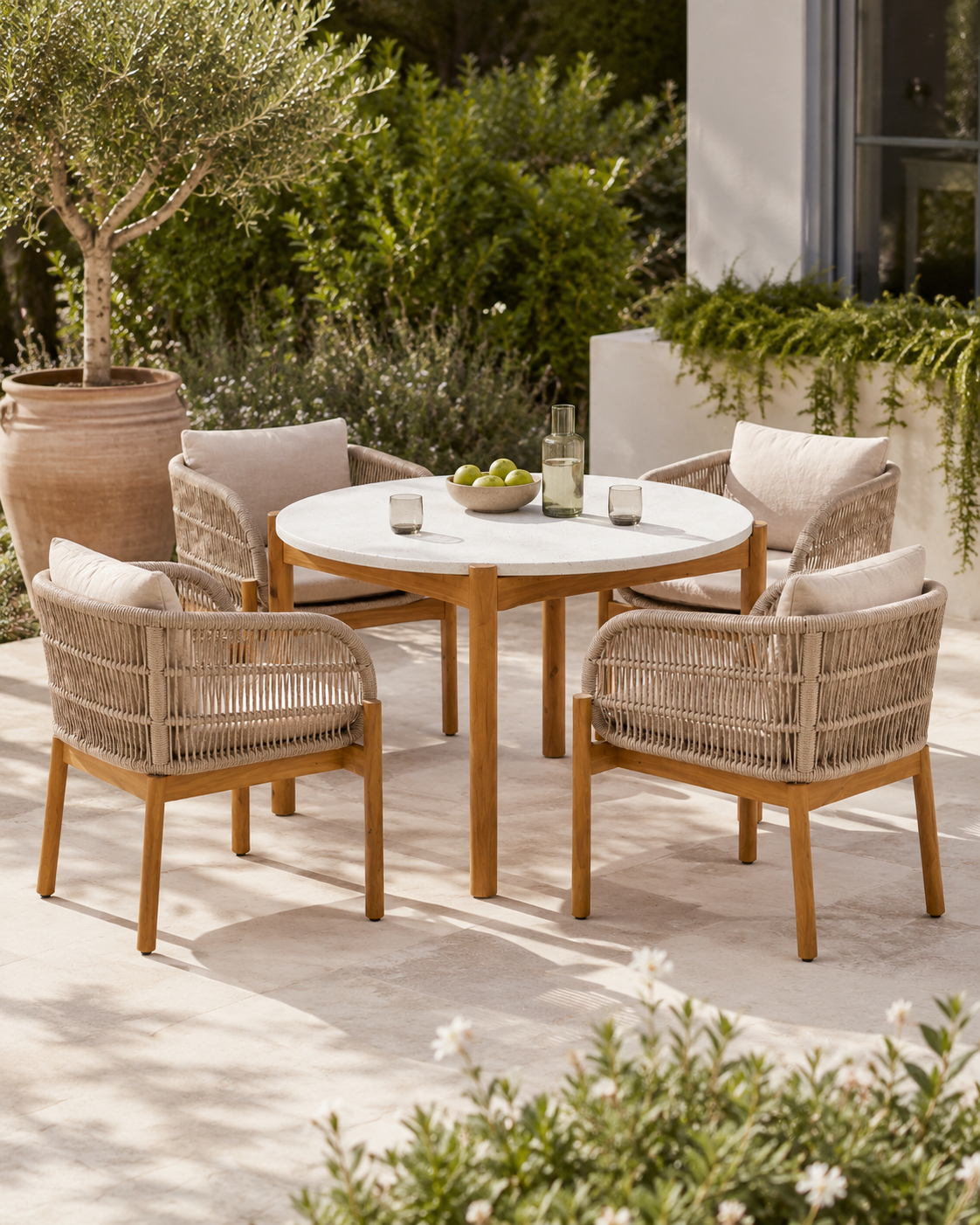 Terracina Garten-Essgruppe – Runder Gartentisch mit 4 Stühlen | Braun / Beige